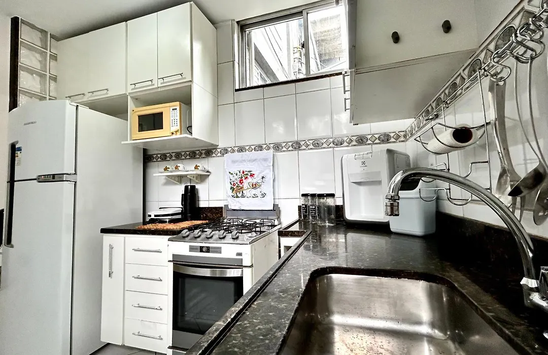 Apartamento próximo à Praia-1